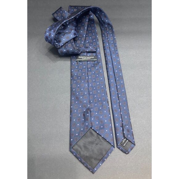Men’s Navy & Purple Geometric Pattern Tie – Roberto Lorenzo Collection - Picture 2 of 3